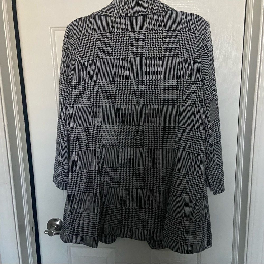 Women’s Calvin Klein Ruffle Blazer - Picture 3 of 5